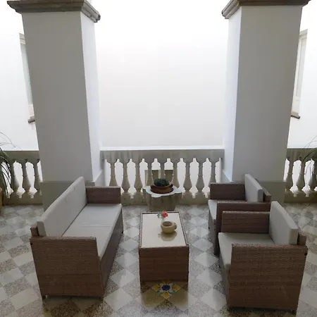 ベッド・アンド・ブレックファスト Palazzo Albini Albanella